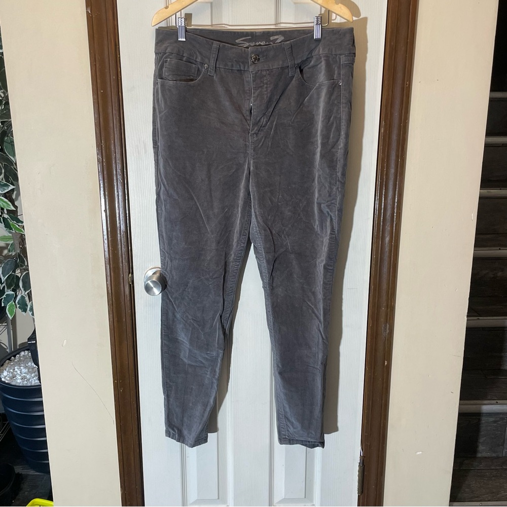 Seven7 Gray Straight Leg Pants Versatile Style